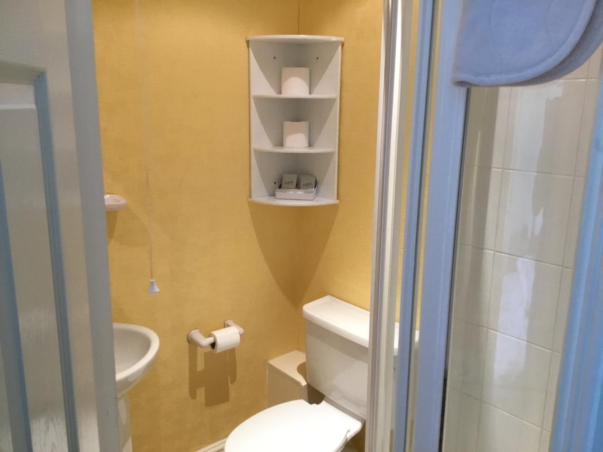 Bed and Breakfast Cavendish House Уэймут Экстерьер фото